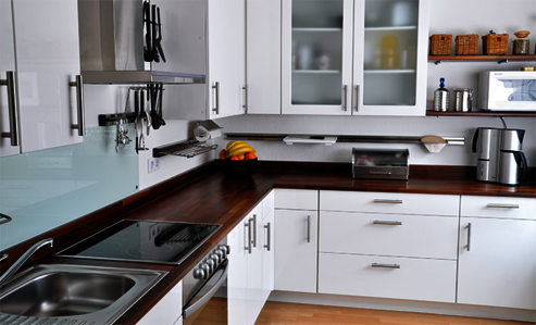 Exquisite kitchen worktop treated with food-safe Osmo TopOil