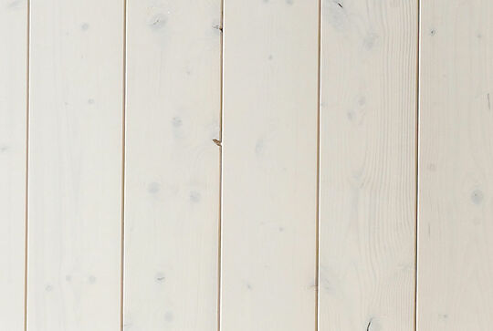 Profilholz Fichte weiß transparent ist offenporig,reißt und blättert nicht - Osmo Wachs