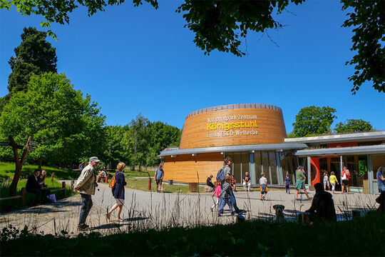 Osmo Holz und Color – Rautenleisten und Holzschutz Öl-Lasur für den Nationalpark Jasmund auf Rügen bilden eine schöne Holzfassade
