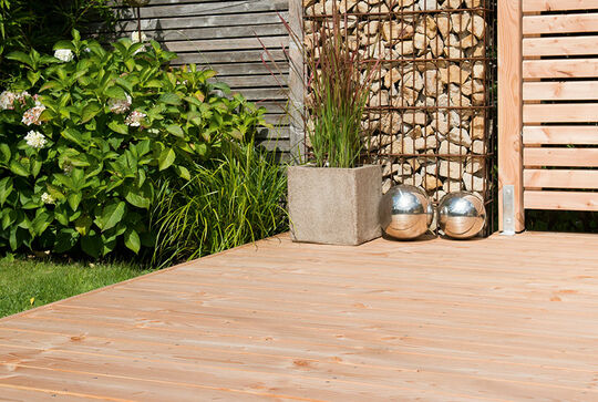 Osmo Douglas Fir decking in the garden