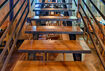 Die Holztreppe mit Handlauf aus Holz für den ersten Stock der Brauerei Trzy Korony – Verwendet wurde Osmo Hartwachs-Öl Original – Referenz