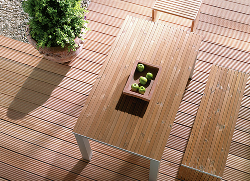 Holzterrasse Bangkirai Slide