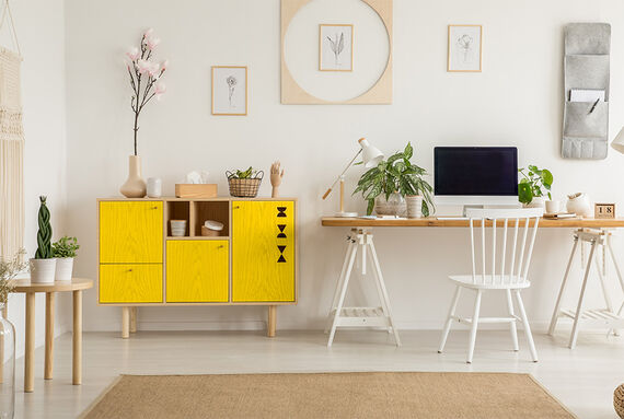 Yellow chest of drawers in the office treated with Osmo Dekorwachs Signalgelb
