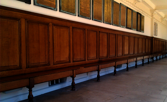 Osmo UV-Schutz-Öl for Royal Hospital Chelsea Oak benches