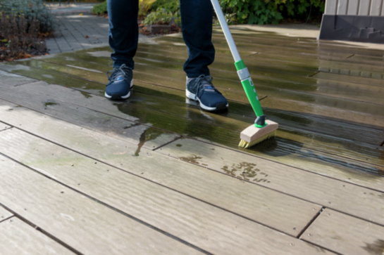 Terrassen-Reinigungsbürste mit Handgriff Slide