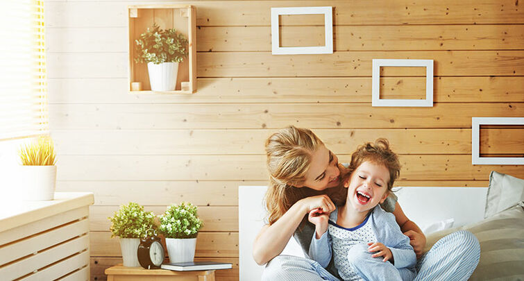 Osmo wooden panelling and hardwood flooring for a cosy home