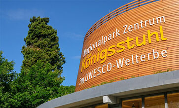 Osmo cladding system Verto and Holzschutz Öl-Lasur Effekt decorate canopy walk pavilion in Bad Iburg