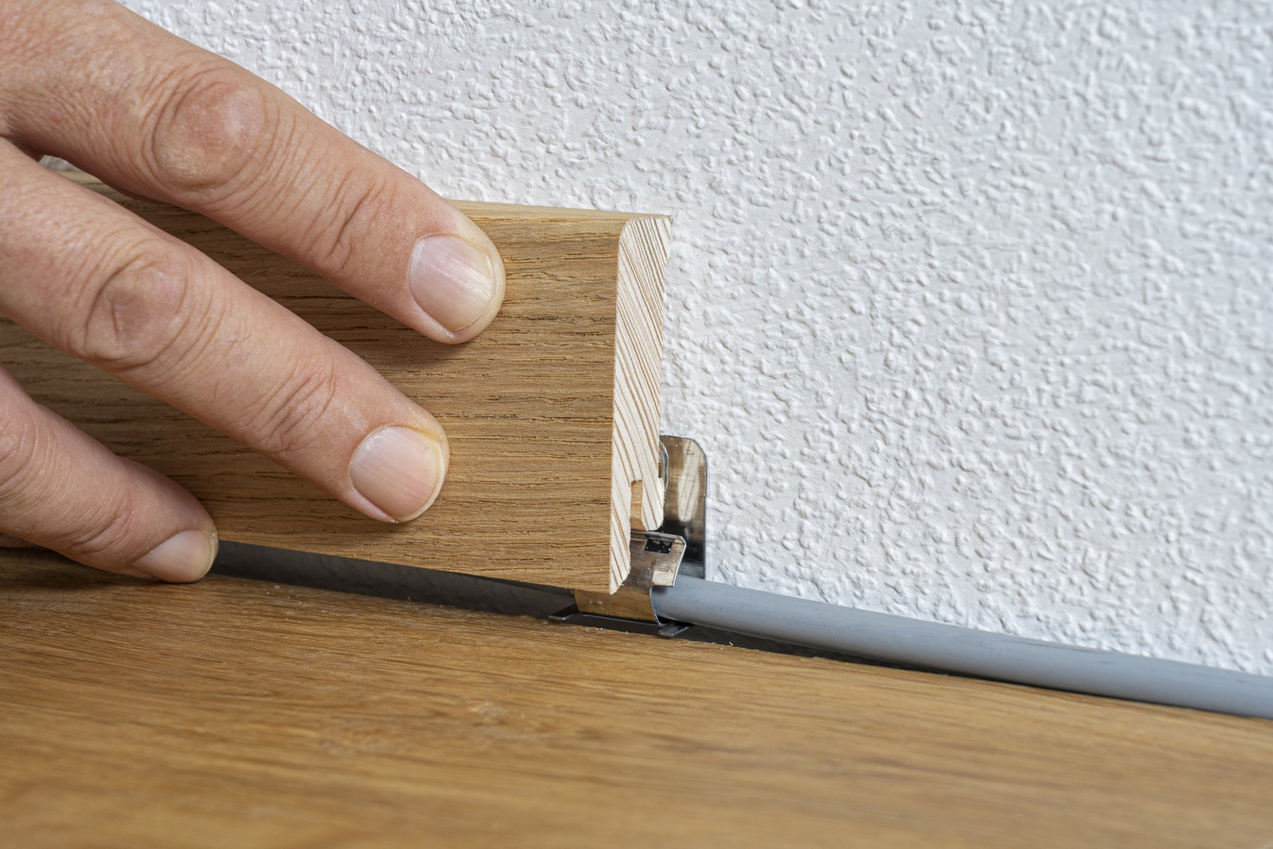 Fussbodenleisten Weiß