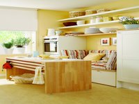 Laubholzplatten mit keilgezinkten Lamellen 