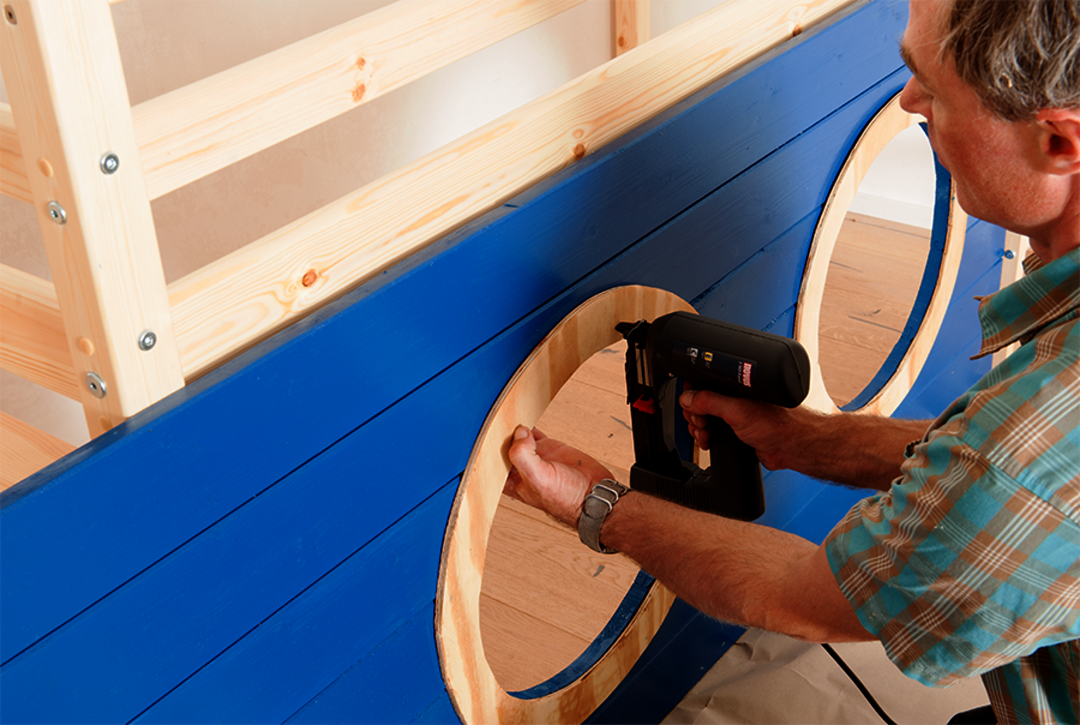 Osmo DIY sailboat loft bed - treat and mount the portholes