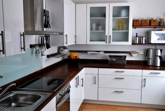 Modern kitchen treated with food-safe Osmo TopOil