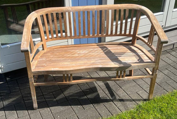 Revive greyed garden benches for the summer. 