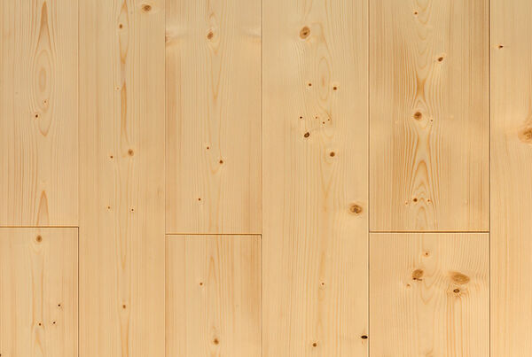 Spruce grade A with a natural knot pattern for a harmonious surface effect