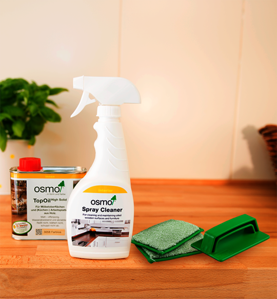 With Osmo TopOil and Spray Cleaner, solid wood kitchen worktops are well protected
