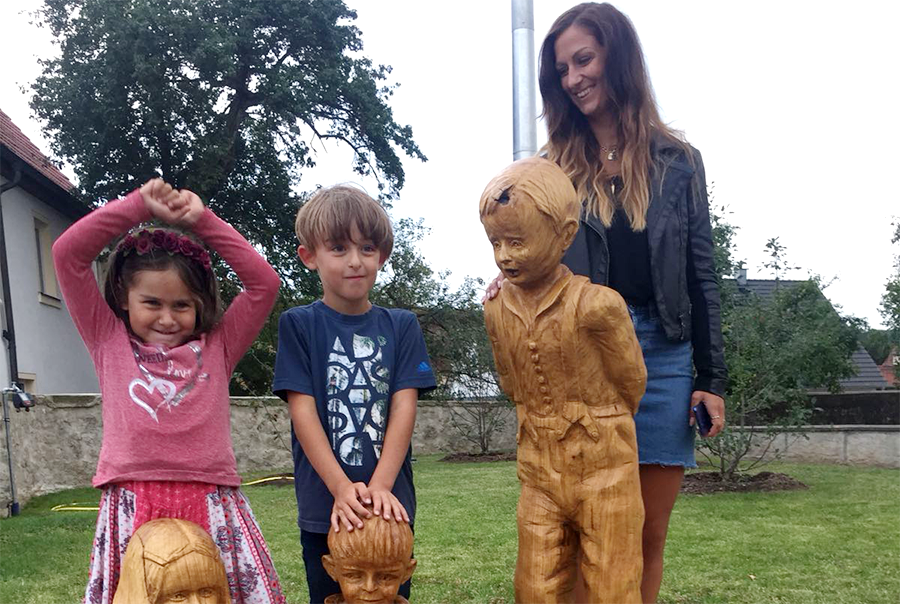 Res Hofmann Holzskulpturen