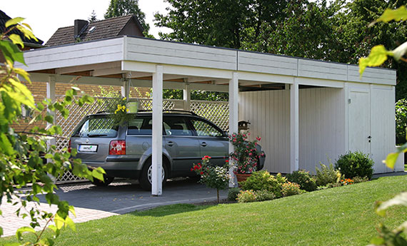 Osmo Anstriche und Farbe für das weiße Carport - gestrichen mit weißer Farbe von Osmo OSMO