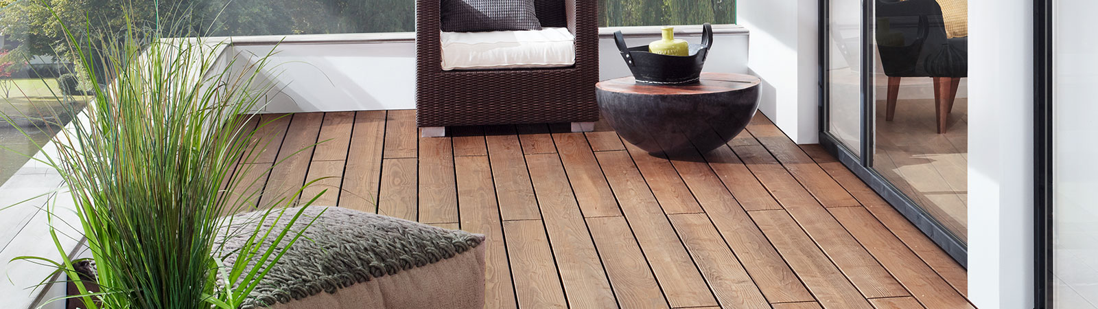 Garden decks and paving