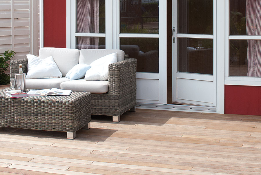 Terrassendielen Thermoholz Esche Osmo Holz Und Color Gmbh Co Kg