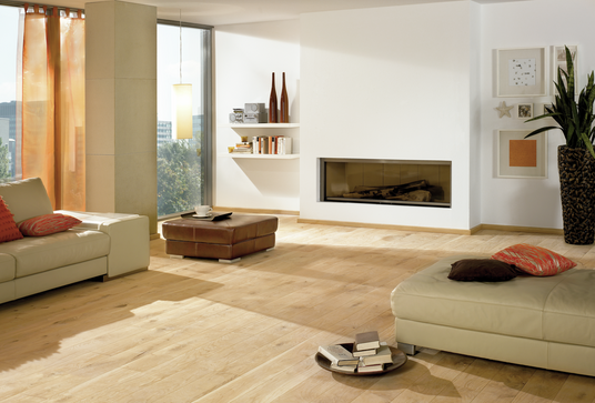 Wachspflege- und Reinigungsmittel Slide